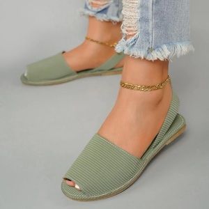 SHEIN Minimalist Slingback Sandals!